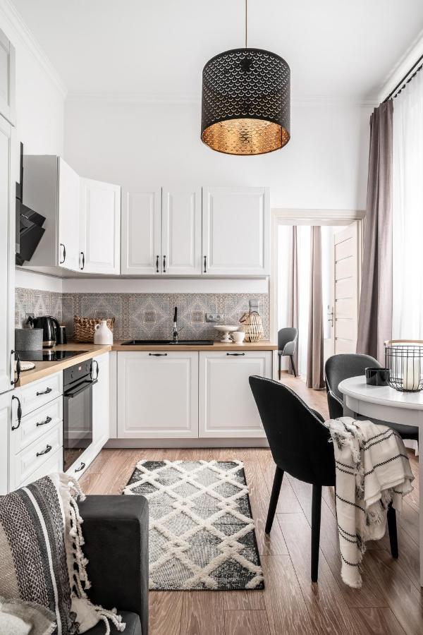 Apartament Biala Perla Чарни Дунаец Екстериор снимка